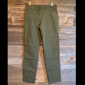 Juniors M, Joe B Olive Green Dress Pants